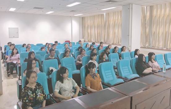 说明: G:\学院动态\20190628优秀员工讲座——纪刚\微信图片_201907091016269.jpg